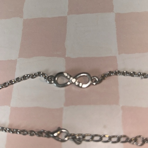 Infinity bracelet - Picture 3 of 3